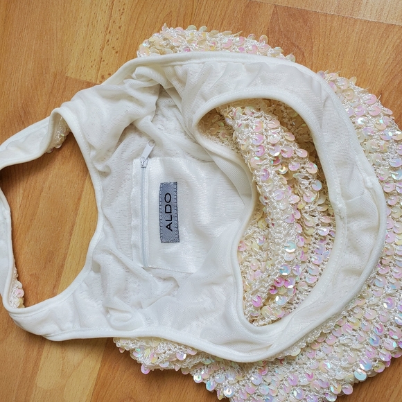 Vintage Flip flop 🩴 and bag. - Picture 4 of 5